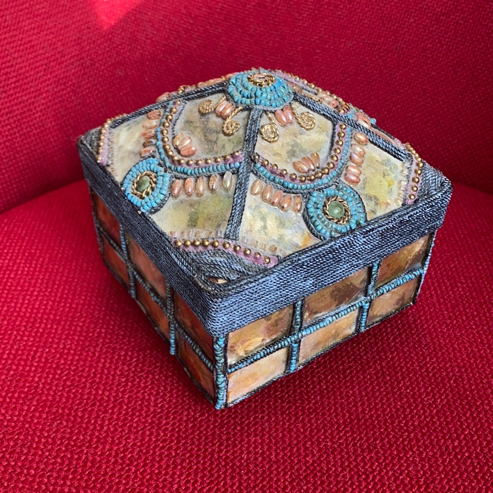 Mary Francis World Charm beaded Jewelry Box